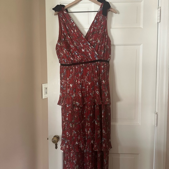 Lulu's Red Floral Maxi Dress - Picture 3 of 4